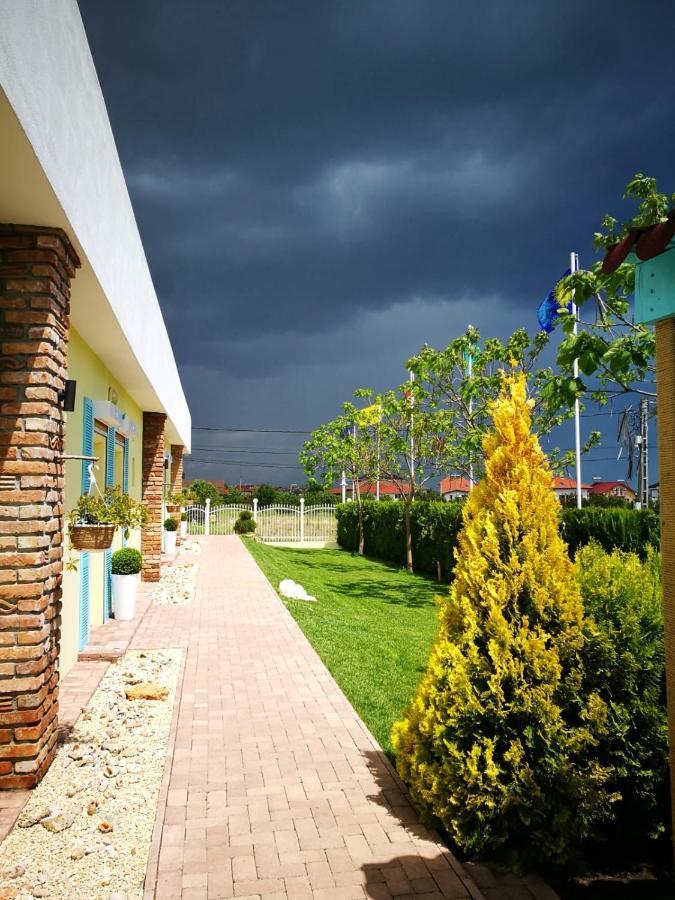 Hotel Casa Ana Vama Veche Esterno foto