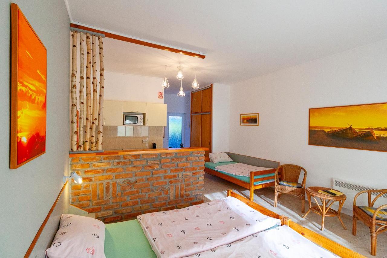 Hotel Casa Ana Vama Veche Esterno foto