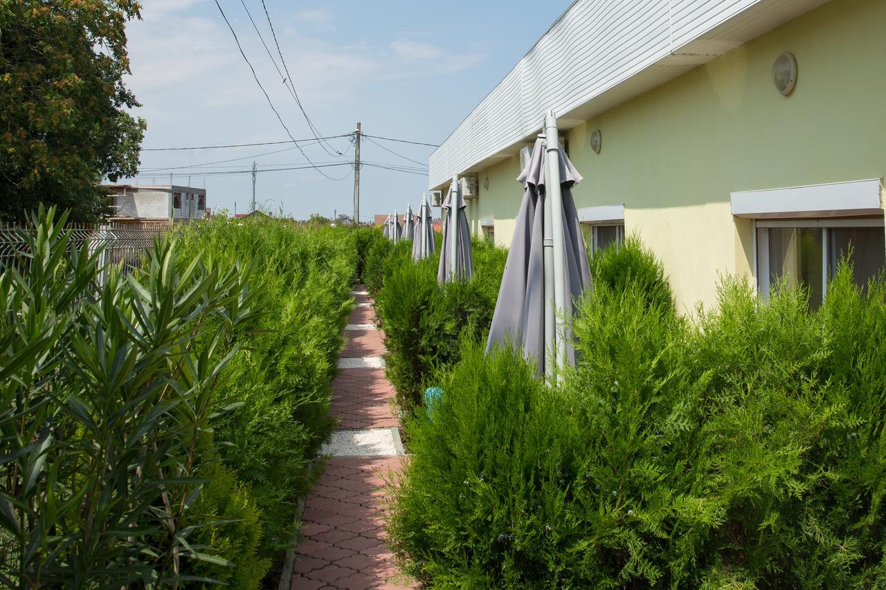 Hotel Casa Ana Vama Veche Esterno foto